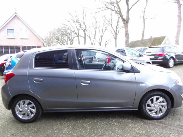 Mitsubishi SPACE STAR 1.0 Intense 5drs Airco