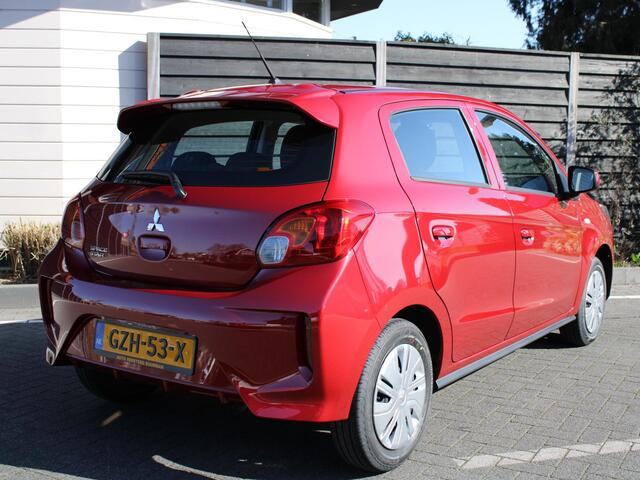 Mitsubishi SPACE STAR Connect+ 1.2 70PK 5DRS Airco, Apple carplay/Android auto, Audio/DAB, Elek.verst.buitenspiegels en ramen voor,