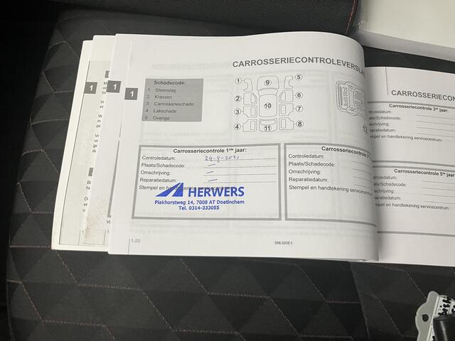 Mitsubishi SPACE STAR 1.2 Nova / Eerste Eigenaar / Dealer Onderhouden / Navigatie / Keyless / Cruise Control / Climate Control /