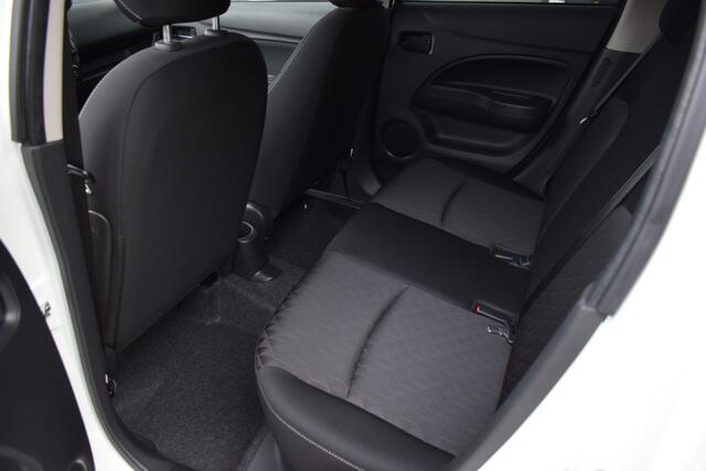 Mitsubishi SPACE STAR 1.2i-12V ISG Dynamic CVT-Autom. | Cruise Control | SmartLink-Navigatie | Camera | PrivacyGlas | 8jr.Garantie