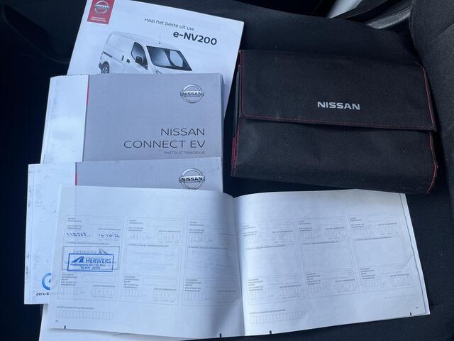 Nissan E-NV200 Business 40 kWh / Dealeronderhouden / achteruitrijcamera / cruise control / Climate Control / Parkeersensoren Achter / Stoel- & Stuurverwarming /