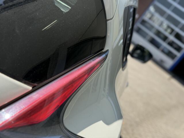 Nissan JUKE 1.6 N-Connecta | Automaat | Camera | Lm17" | stoelverwarming |