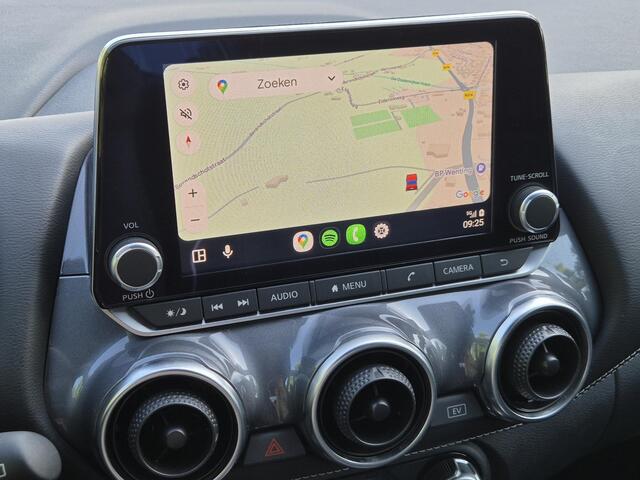 Nissan JUKE 1.6 Hybrid Tekna Automaat / Navigatie via Apple Carplay of Android Auto / Adaptief CC / Rondomzicht camera / Keyless Entry/Start / Bose Audio Systeem / Lichtmetalen wielen 19" / Climate control /