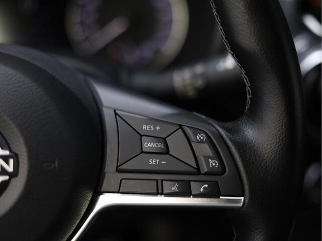 Nissan JUKE 1.6 Hybrid N-Connecta Camera | Applecarplay