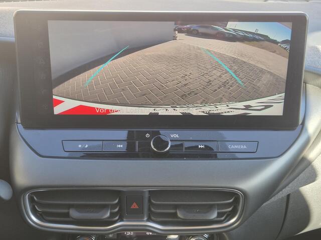 Nissan JUKE 1.0 DIG-T Acenta Handgeschakeld / Allseason banden / Apple Carplay Android Auto / Achteruitrijcamera / Stoelverwarming / Navigatie / Climate control / Cruise control / Lichtmetalen wielen 17" /