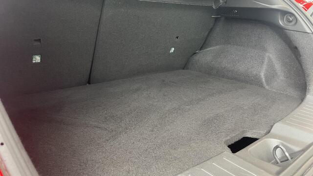 Nissan JUKE 1.0 DIG-T Acenta | Climate Control | Parkeersensoren | Stoelverwarming