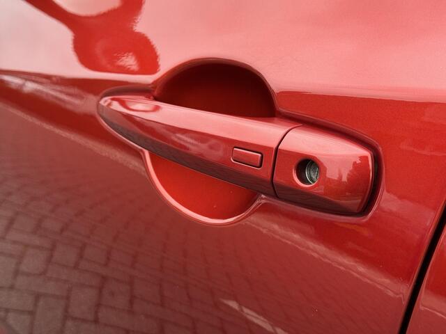 Nissan JUKE Premiere Edition 1.0 DIG-T 117PK Navigatie, Achteruitrijcamera, Keyless, Stoelverwarming, Climate Control