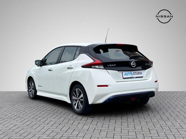 Nissan LEAF Acenta 40 kWh *¤2.000 SUBSIDIE MOGELIJK!* | Navigatie | Camera | Adapt. Cruise Control | Apple Carplay/Android Auto | Keyless Entry | Dodehoek Detectie | Rijklaarprijs!