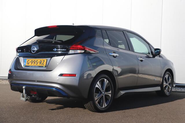 Nissan LEAF N-Connecta 40 kWh Trekhaak Navigatie 360 Camera Stoelverwarming Carplay