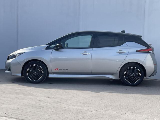 Nissan LEAF Tekna 39 kWh / Navigatie + Apple Carplay - Android Auto / Bose Premium audio / 360* Camera / Keyless Entry & Start /