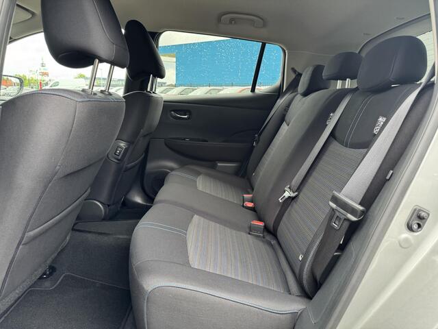 Nissan LEAF N-Connecta 40 kWh | Navigatie | 360° Camera | Stuur- + Stoelverwarming | Adapt. Cruise Control | Apple Carplay/Android Auto | Rijklaarprijs!