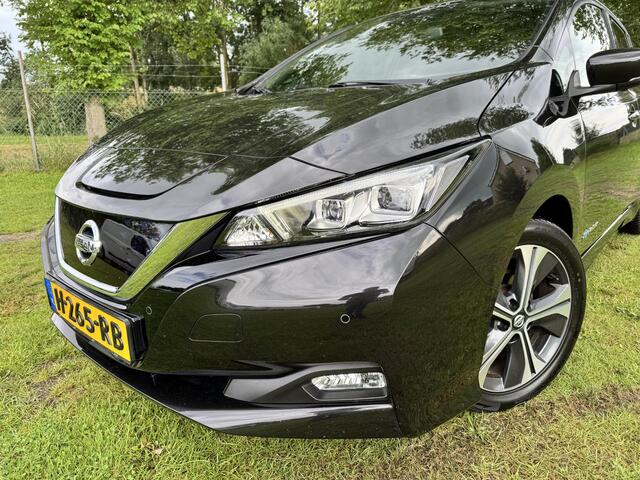 Nissan LEAF Tekna 40 kWh | ADAP. CRUISE | BLINDSPOT | NAVI | CLIMA |