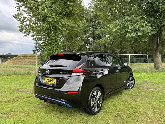 Nissan LEAF Tekna 40 kWh | ADAP. CRUISE | BLINDSPOT | NAVI | CLIMA |