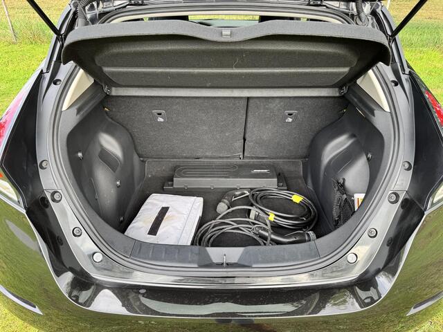 Nissan LEAF Tekna 40 kWh | ADAP. CRUISE | BLINDSPOT | NAVI | CLIMA |