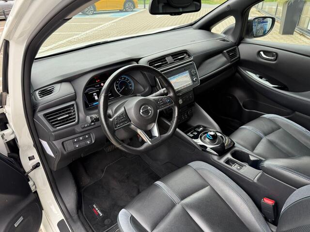 Nissan LEAF Tekna 40 kWh *Trekhaak & 360 Camera*