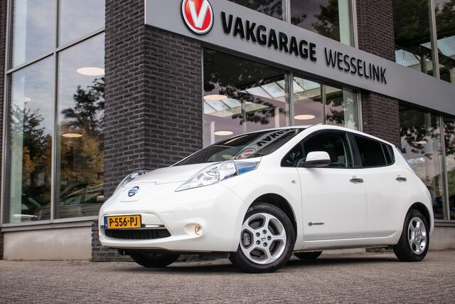Nissan LEAF Acenta 30 kWh - All-in rijklrprs | DAB | 4seasons banden