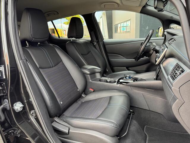 Nissan LEAF Tekna 40 kWh | Adapt. Cruise Control | BOSE Audio | 360° Camera | Dodehoek Detectie | Stuur- + Stoelverwarming | Rijklaarprijs!