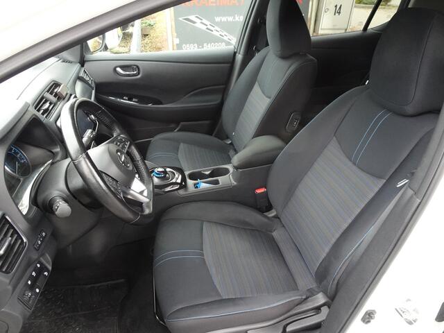 Nissan LEAF N-Connecta 40 kWh