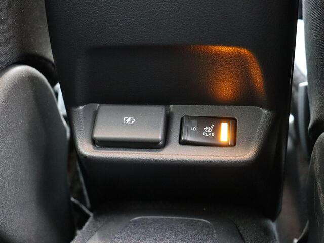 Nissan LEAF N-Connecta 40 kWh | Accu Score 94,7% | Stoelverwarming voor en achter | Rondomzicht camera | Climate control | Navigatie |