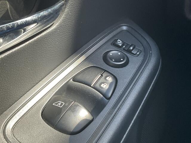 Nissan MICRA 0.9 IG-T N-Connecta Nav Clima Cruise Lane-Assist Zuinig NAP!