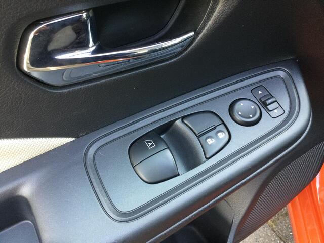 Nissan MICRA 1.0 IG-T Acenta | Camera | CruiseControl | Navi | Set gebruikte winterbanden |