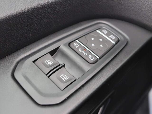 Nissan PRIMASTAR 2.0 dCi 170pk L2H1 Nismo+ | Dubbele Cabine | 0% Lease | Achteruitrijcamera | 5 Jaar Fabrieksgarantie | Laadruimtepakket |