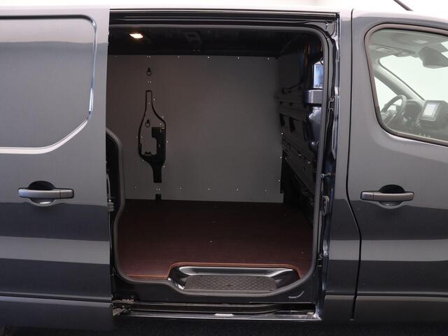 Nissan PRIMASTAR 2.0 dCi 130pk L2H1 N-Connecta | 2500KG Trekgewicht | Achteruitrijcamera | 5 Jaar Fabrieksgarantie | Laadruimtepakket |