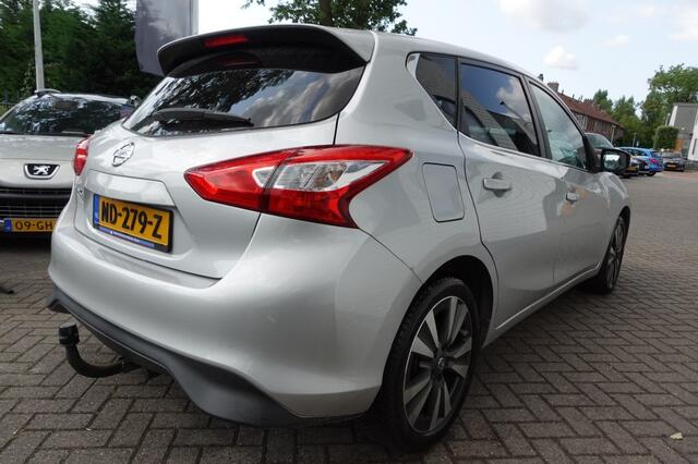Nissan PULSAR 1.2 DIG-T N-CONNECTA Trekhaak Camera