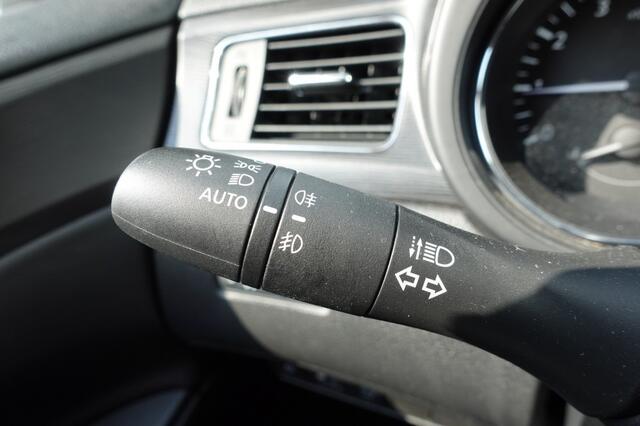 Nissan PULSAR 1.2 DIG-T N-CONNECTA Trekhaak Camera