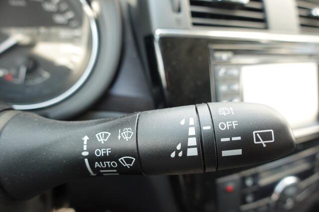 Nissan PULSAR 1.2 DIG-T N-CONNECTA Trekhaak Camera