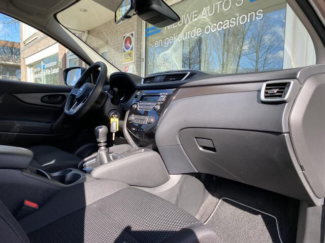 Nissan QASHQAI 1.3 DIG-T Visia Climate contr./Parkeersens. V+A/Cruise contr./Rijstrooksensor/Led verlichting/Multifunction.Stuur/DAB/In hoogte verstbare stoelIsofix/Licht metalen velgen