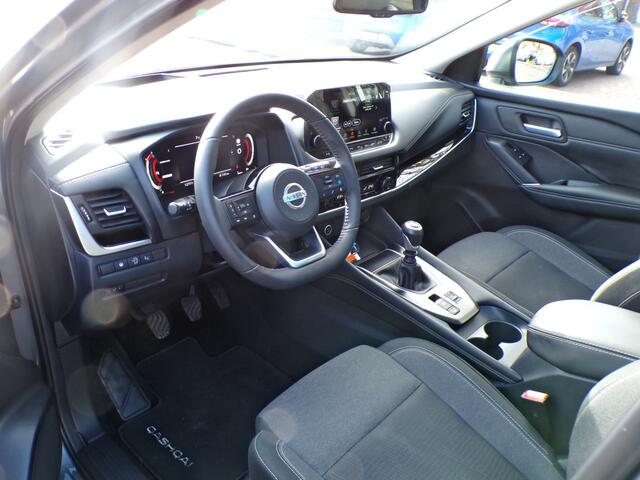 Nissan QASHQAI 1.3 MHEV Premiere Edition BOMVOL OPTIES PANORAMADAK APPLE CARPLAY