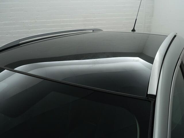 Nissan QASHQAI 1.2 N-Connecta- Panoramadak, Xenon Led, 360 Camera, Sfeerverlichting, Lane Assist, Navigatie