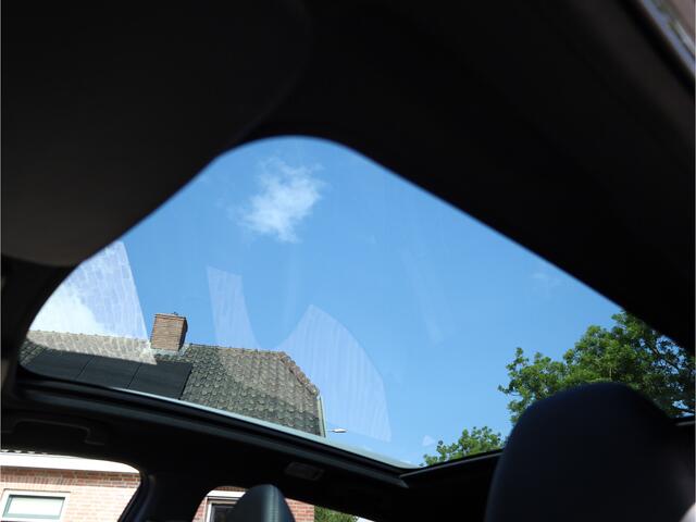 Nissan QASHQAI 1.6 Tekna + Panorama dak | Stoelverwarming | 360 Camera | Memory seat