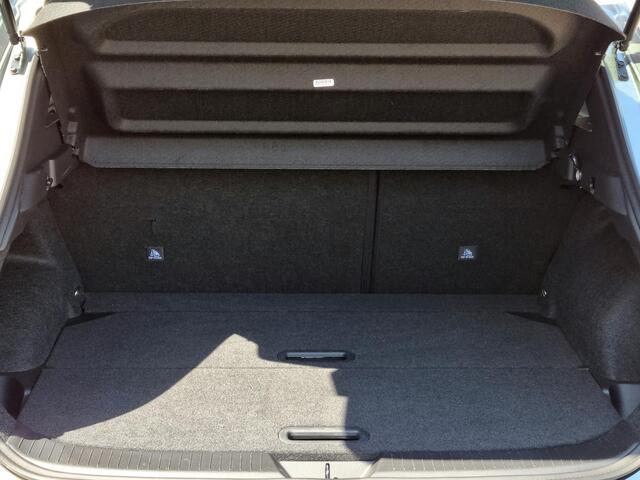 Nissan QASHQAI 1.3 MHEV Tekna Automaat / Trekhaak (1400KG Trekgewicht) / Panoramadak /