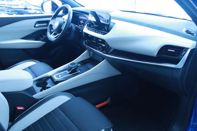 Nissan QASHQAI 1.3 MHEV Xtronic Tekna Plus Leder/Panoramadak/Stoelverwarming