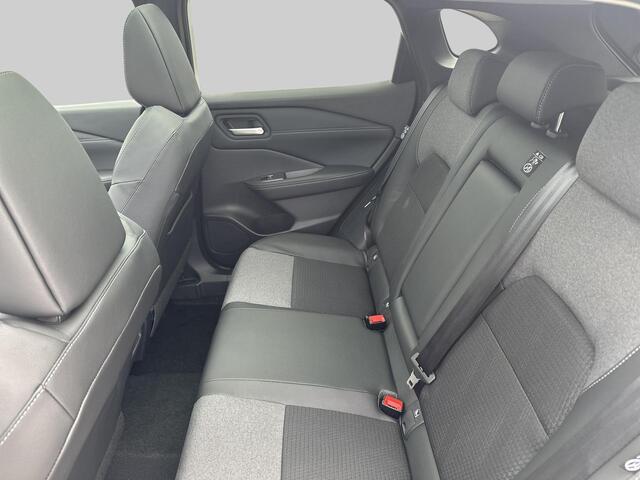 Nissan QASHQAI 1.3 MHEV Xtronic N-Connecta Cold Pack Glass Roof | ¤6.000,- korting | 1800 KG trekgewicht
