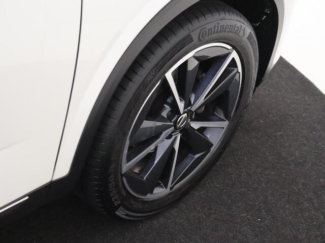 Nissan QASHQAI 1.3 MHEV Xtronic Tekna | Pro Pilot | Navigatie | 360 camera | Apple Carplay/Android Auto | Elektrische Bestuurdersstoel | Head-up Display |