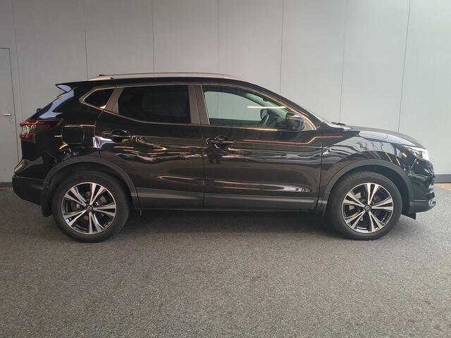 Nissan QASHQAI 1.3 DIG-T N-Connecta Rijklaar + 12 maanden Bovag-garantie Henk Jongen Auto's in Helmond, al 50 jaar service zoals 't hoort!