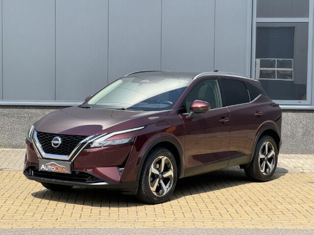 Nissan QASHQAI 1.3 MHEV N-Connecta Pano dak
