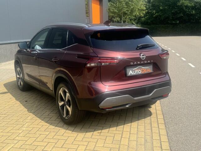Nissan QASHQAI 1.3 MHEV N-Connecta Pano dak