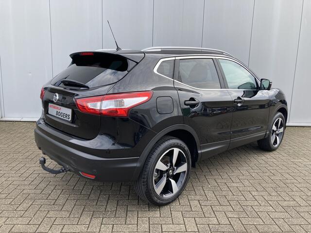 Nissan QASHQAI 1.6 DIG-T N-Connecta + Design Pack, 1.500 kg trekgewicht, Panoramadak, PDC v+a, 360 Camera, Afneembare trekhaak