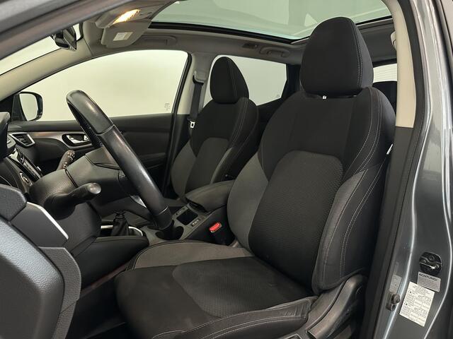 Nissan QASHQAI 1.2 N-Connecta | Trekhaak | 360° camera | Panoramadak | All season banden