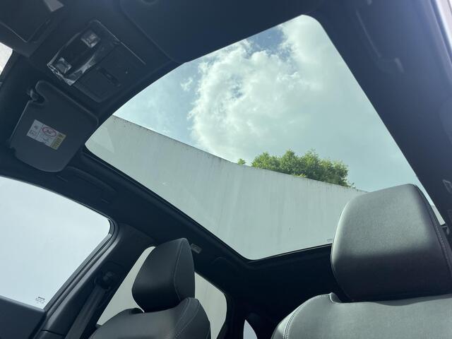 Nissan QASHQAI 1.3 MHEV Xtronic Tekna Automaat / ¤4.000,- Nissan Voorraadvoordeel / NIEUW uit voorraad leverbaar! / Panoramadak / Googlemaps Navigatie / HUD / 360° Camera / Apple Carplay & Android Auto / Elektrische Achterklep / Stuur- en Stoelverwarming voor / Voorruit