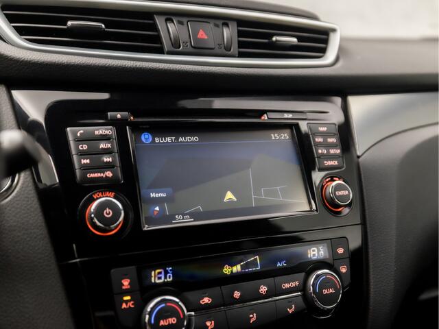 Nissan QASHQAI 1.2 Tekna Sport (PANORAMADAK, APPLE CARPLAY, MEMORY SEATS, LEDER, STOELVERWARMING, 360 CAMERA, ZWART HEMEL, GETINT GLAS, NIEUWE APK, NIEUWSTAAT)