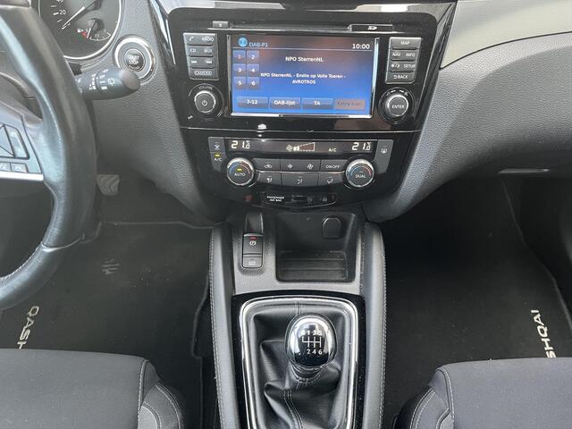 Nissan QASHQAI 1.2 N-Connecta | 360° Camera | Panoramadak | Stoelverwarming | Trekhaak |