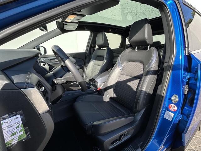 Nissan QASHQAI 1.3 MHEV Tekna / Apple carplay & Android auto / Navigatie / Head-up Display / Trekhaak ( trekgewicht 1.800 KG ) / Elektrisch verstelbare bestuurdersstoel / Panoramadak