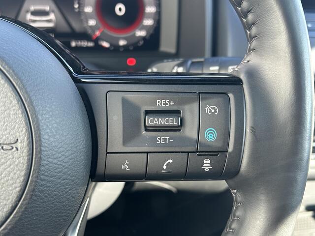 Nissan QASHQAI 1.3 MHEV Tekna / Apple carplay & Android auto / Navigatie / Head-up Display / Trekhaak ( trekgewicht 1.800 KG ) / Elektrisch verstelbare bestuurdersstoel / Panoramadak