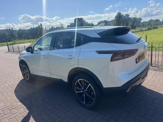 Nissan QASHQAI 1.5e-Power Business Desgin * Hybride / Navigatie / Glazen Panoramadak / Adaptive Cruise Control / Stuurverwarming