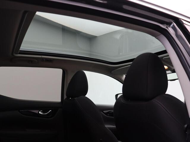 Nissan QASHQAI 160pk DIG-T N-Connecta | Panoramadak | Camera | Key-Less Entry | Cruise Control | Navigatie |